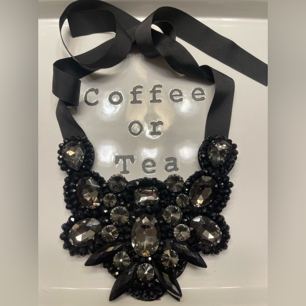 Elegant Black Crystal Statement Necklace